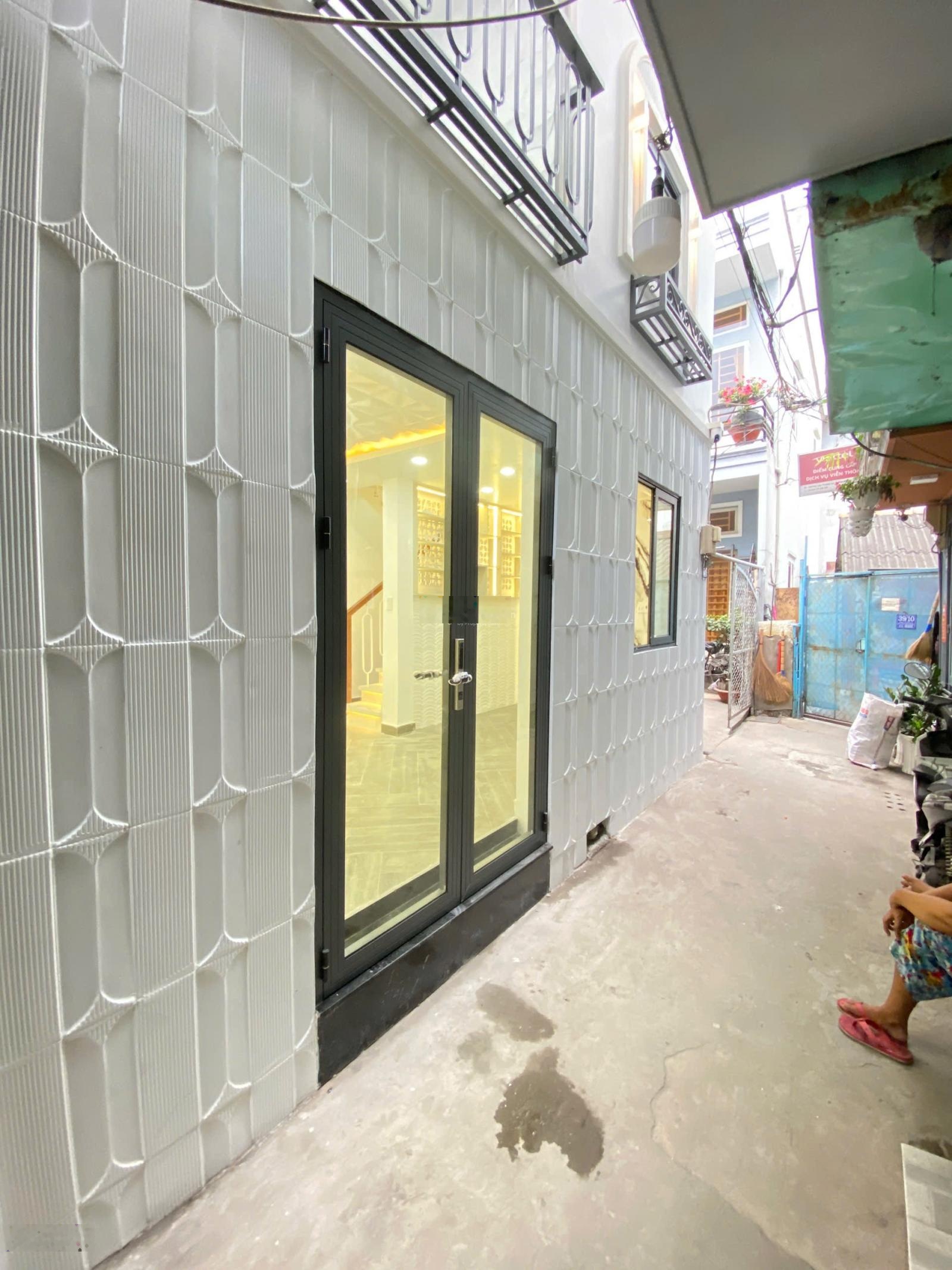 Bán nhà sổ riêng. Hẻm 39 Lưu Trọng Lư (Đ. Huỳnh Tấn Phát, Tân Thuận, Q7)