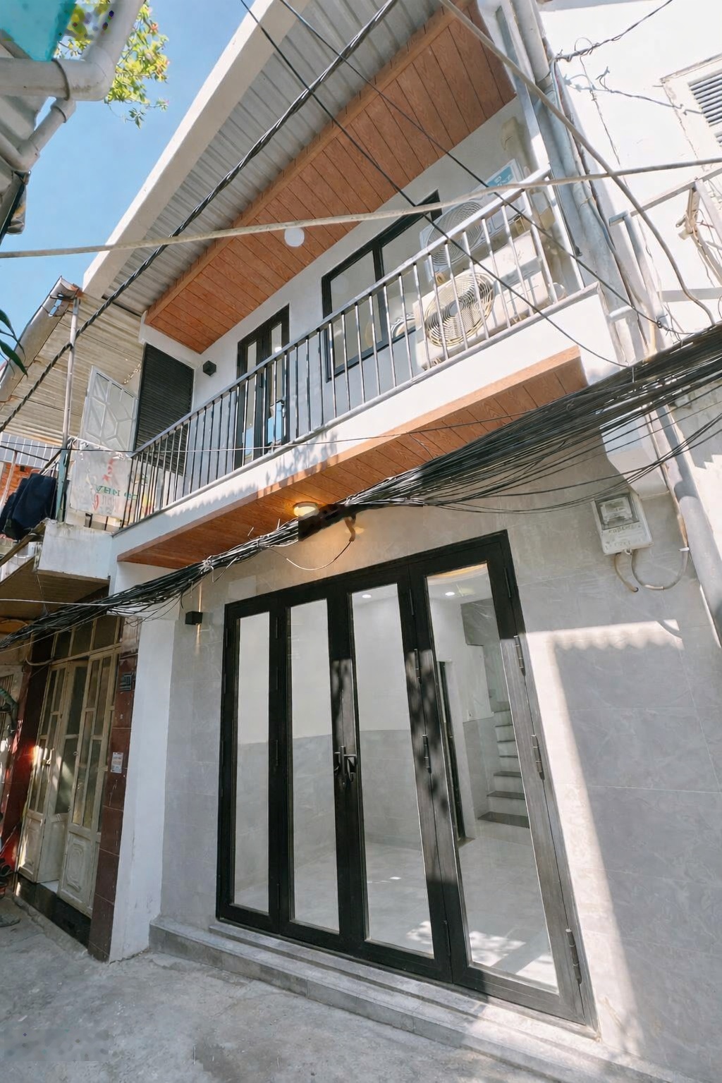 Bán nhà 2 phòng ngủ hẻm 122 tôn đản 2 phòng ngủ quận 4