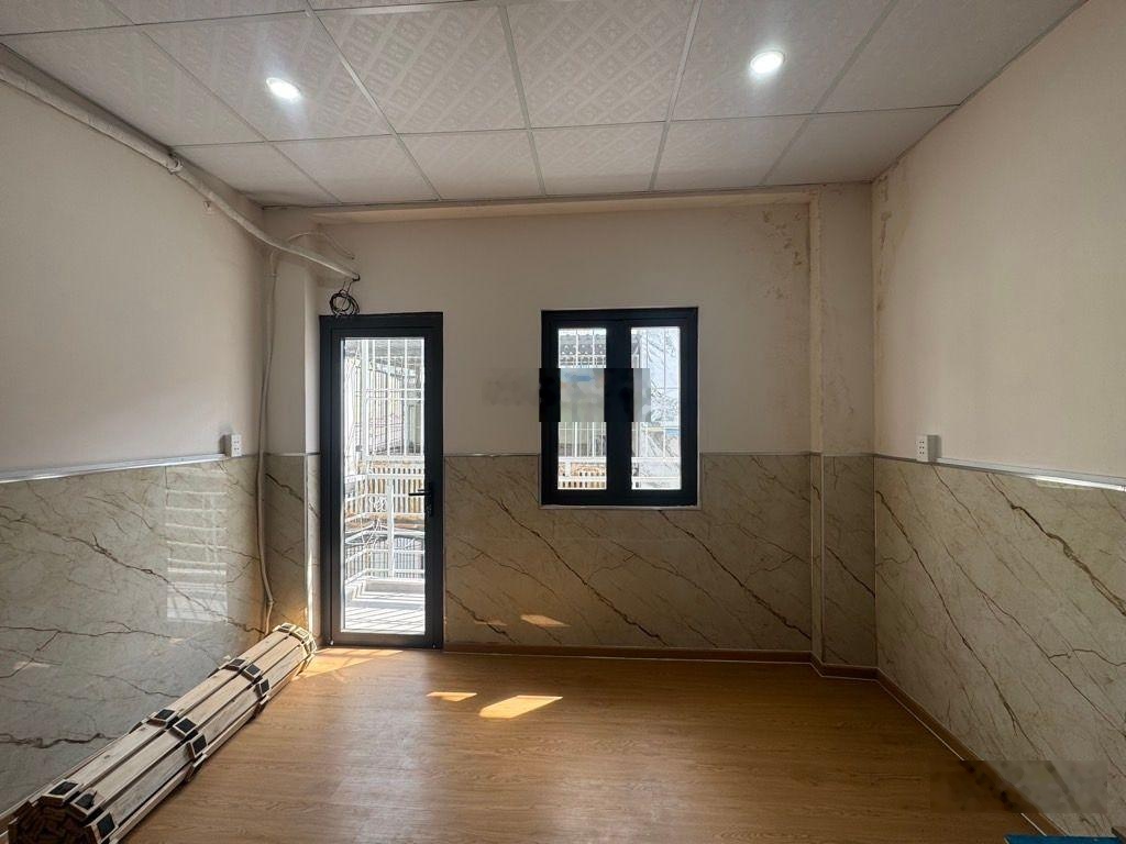 Bình thạnh p.22 hàng xóm landmark 81 4,5 tỷ