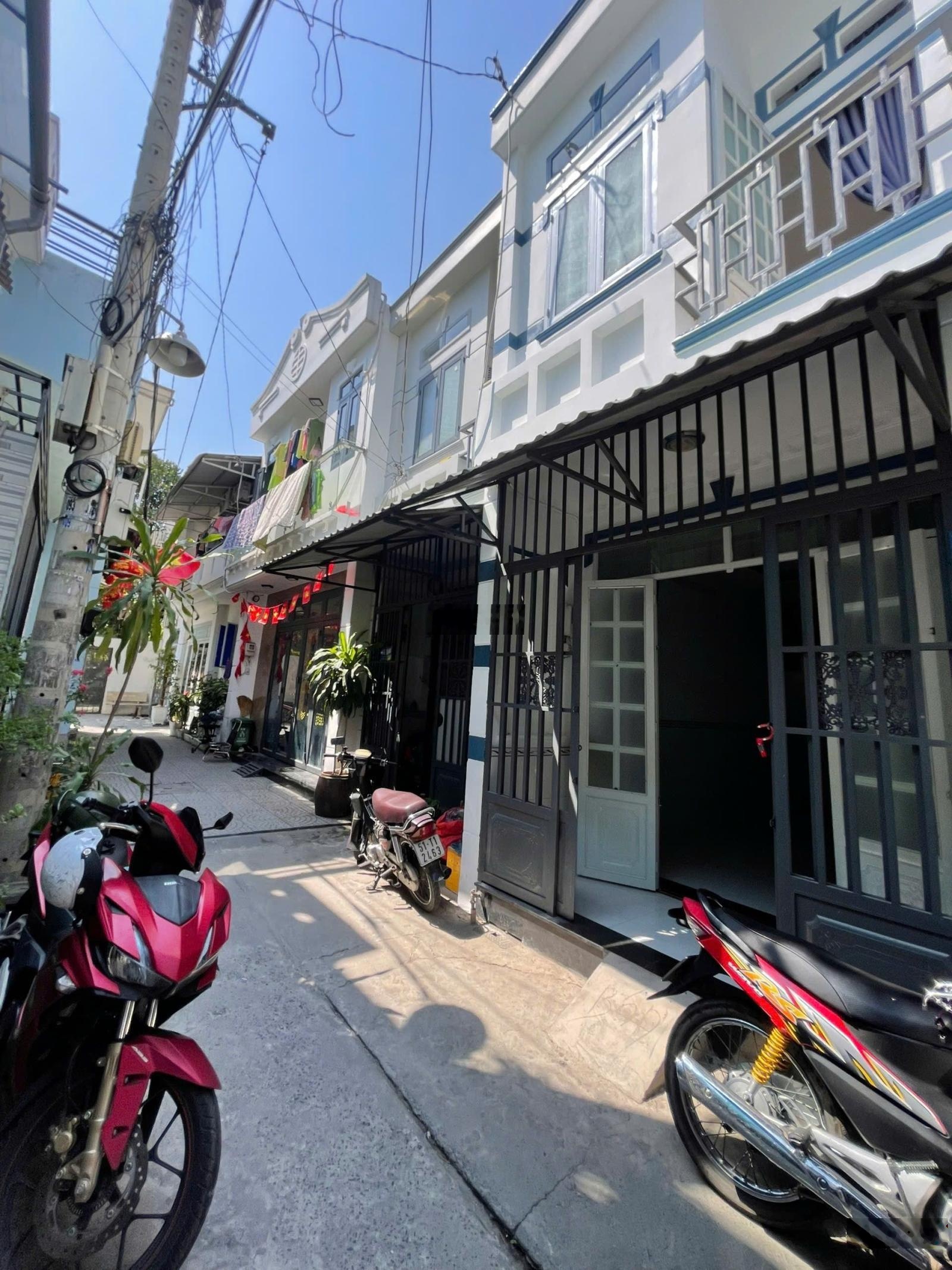 Bán gấp nhà riêng tại Thới An 06, 1,998 tỷ, 33m2