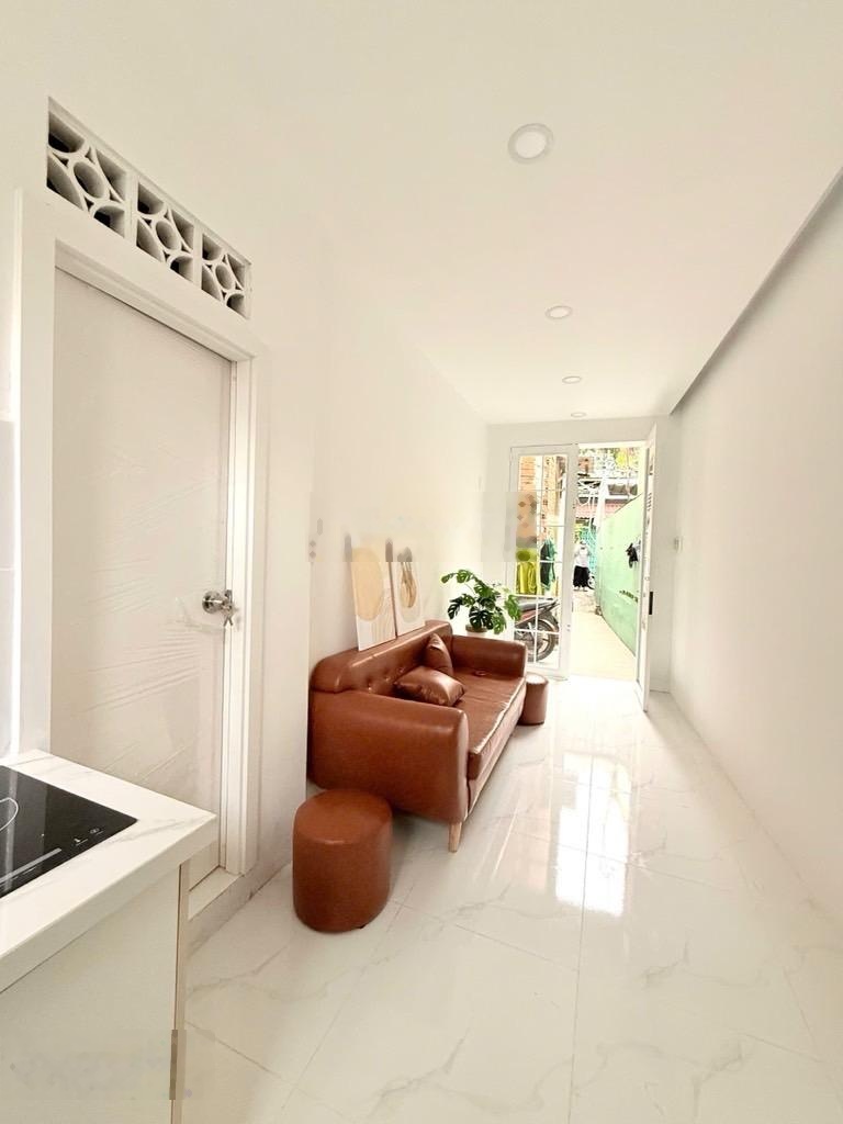 Bán Nhà Riêng tại Tân Kiểng, 1,65 tỷ VND, 14 m2, 3PN, 2WC, 2 tầng sổ riêng ko quy hoạch