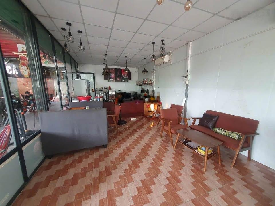Bán nhà Mặt Tiền Chợ Hưng Long 10x22m 1 trệt 1 lầu 830 triệu cho thuê 22 triệu/tháng