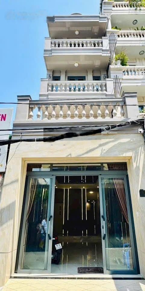 Tặng ngay nội thất mới sang chảnh nhà Nhật Tảo P. 7 Q. 11. Giá: 4 Tỷ.DT: 88m2.5 tầng. Sổ hồng riêng