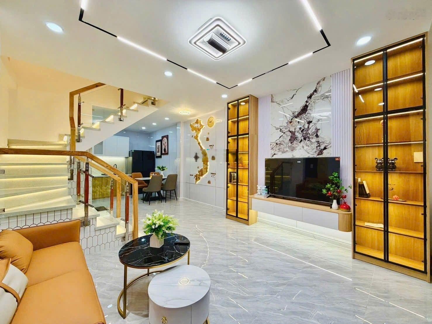 Bán căn nhà trung tâm gò vấp f10 đầy đủ nội thất