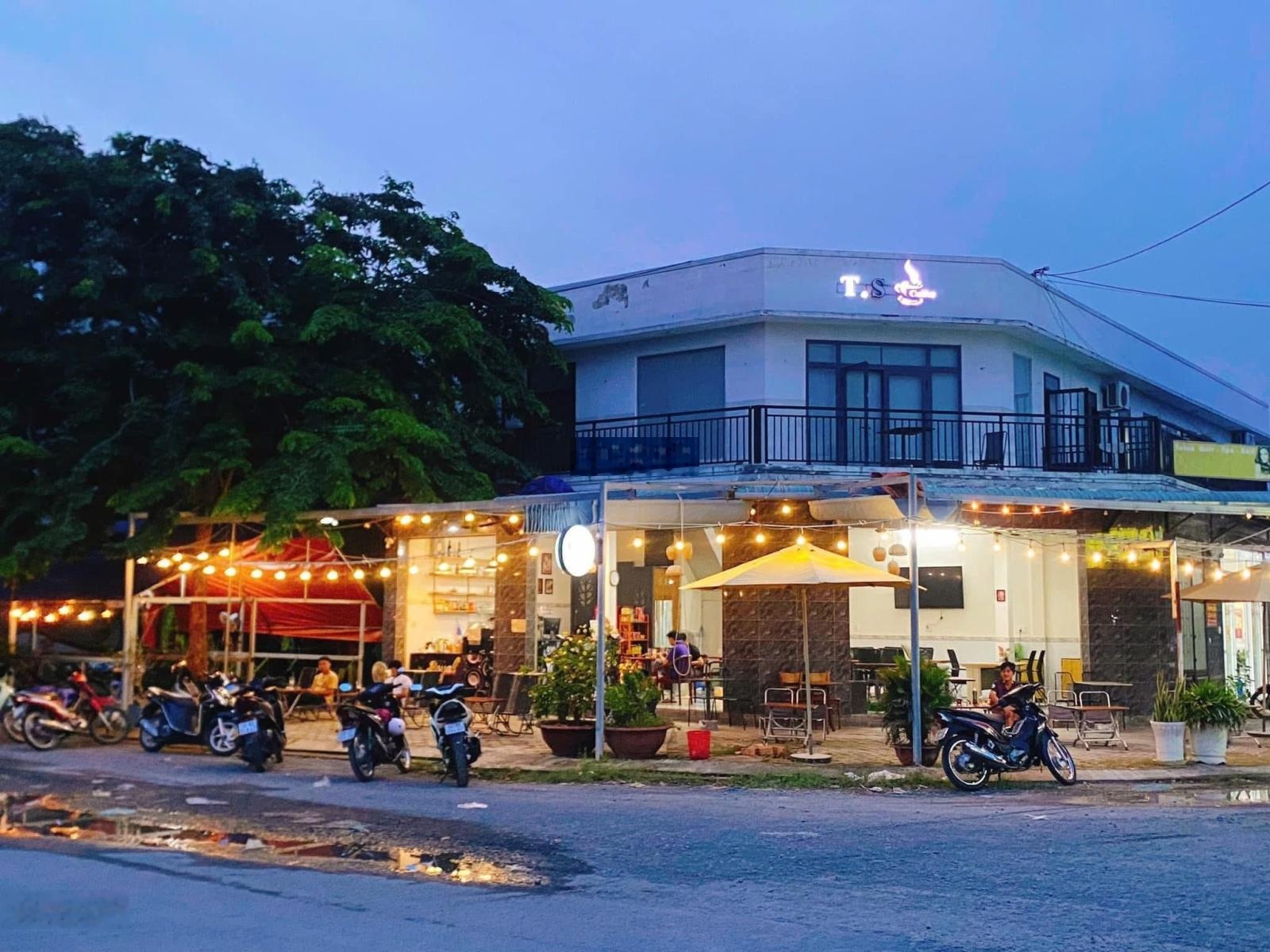 Bán nhà Mặt Tiền Hoàng Phan Thái 12x25m 1 trệt 1 lầu giá 850 triệu cho thuê 28tr/tháng