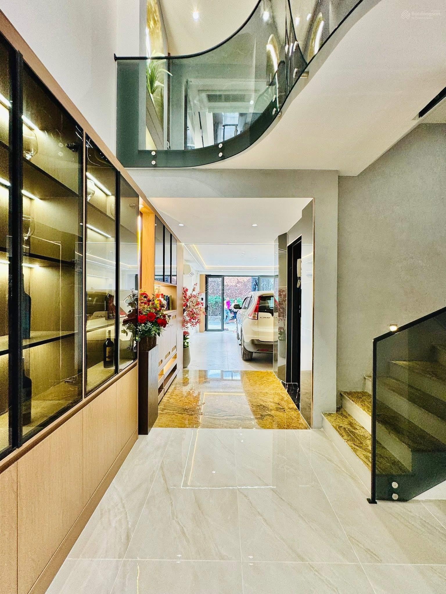 Nhà riêng bán gấp chính chủ 75m2 ngang 5 sổ riêng hẻm oto , 3,1 tỷ tại Huỳnh Đình Hai, Bình Thạnh