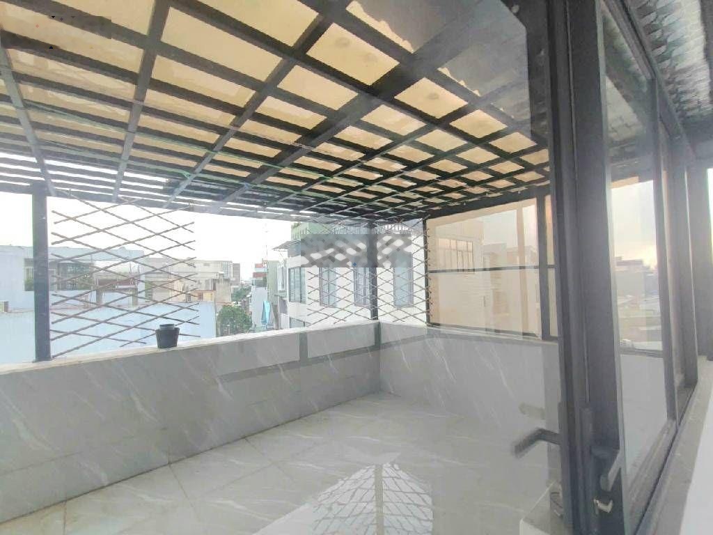 Bán nhà đẹp phan huy ích ngay siêu thị emart, 35m2, ngang 6m, 4 tầng, nhỉnh 3 tỷ tl