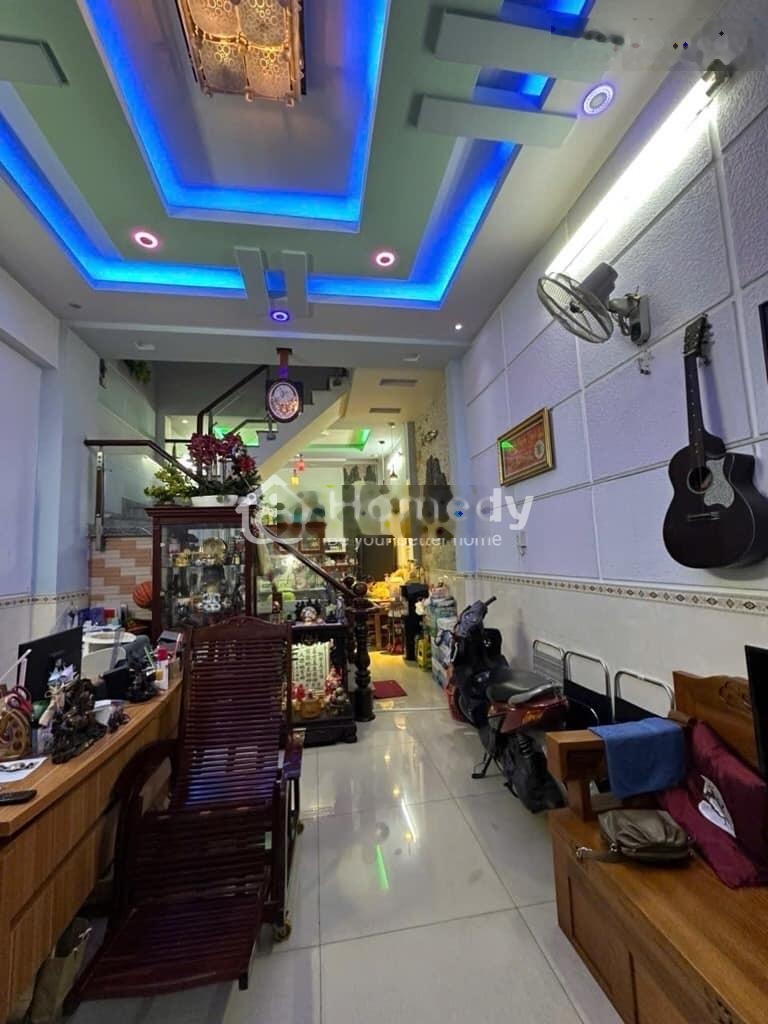 Tl thu hồi vốn nhà hxh 5m/3pn đường Dương Thị Mười, quận 12,dt 64m2 gần bv quận 12-giá 990tr