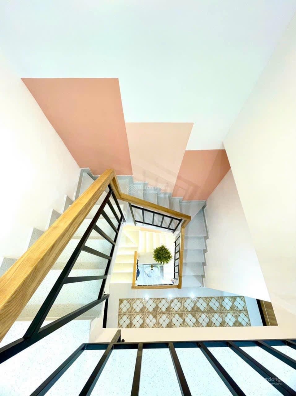 Nhà nhỏ tiện kinh doanh Phan Văn Trị, P11, Bình Thạnh, DT 58m2, giá 3 tỷ 950tr, cho thuê 19tr, SHR