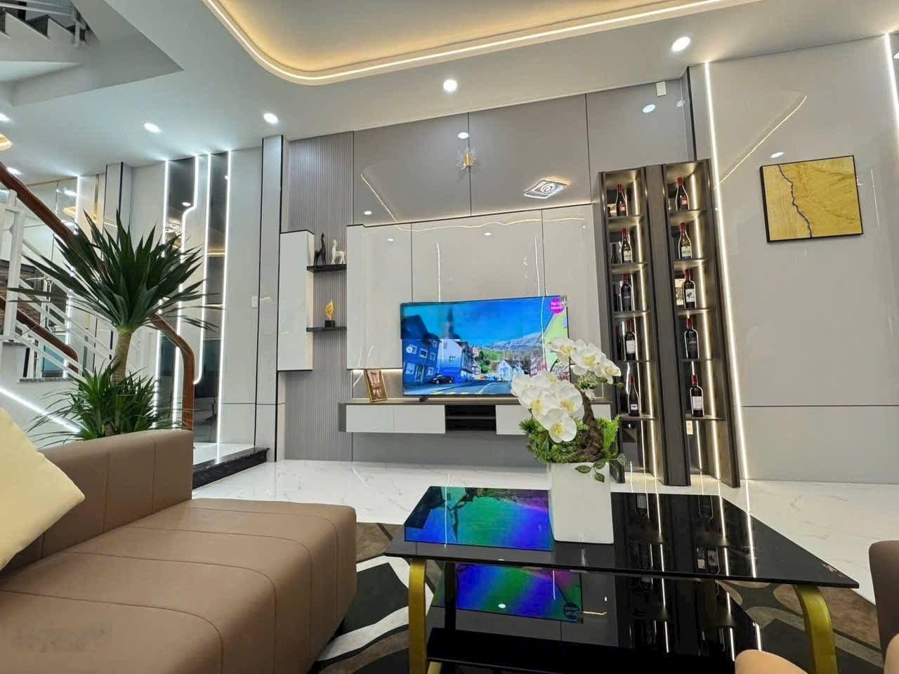 Bán gấp nhà khu đường Hoa ngay Cù Lao, Phường 2, Phú Nhuận. Giá 4,48 Tỷ/ 60,2m2 - sổ sẵn đẹp