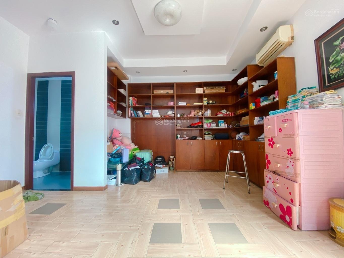 Bán nhà 5 tầng, hẻm xe hơi thông,gần Nguyễn Trị Phương,Q10,diện tích 50 m2,giá 9 tỷ thương lượng