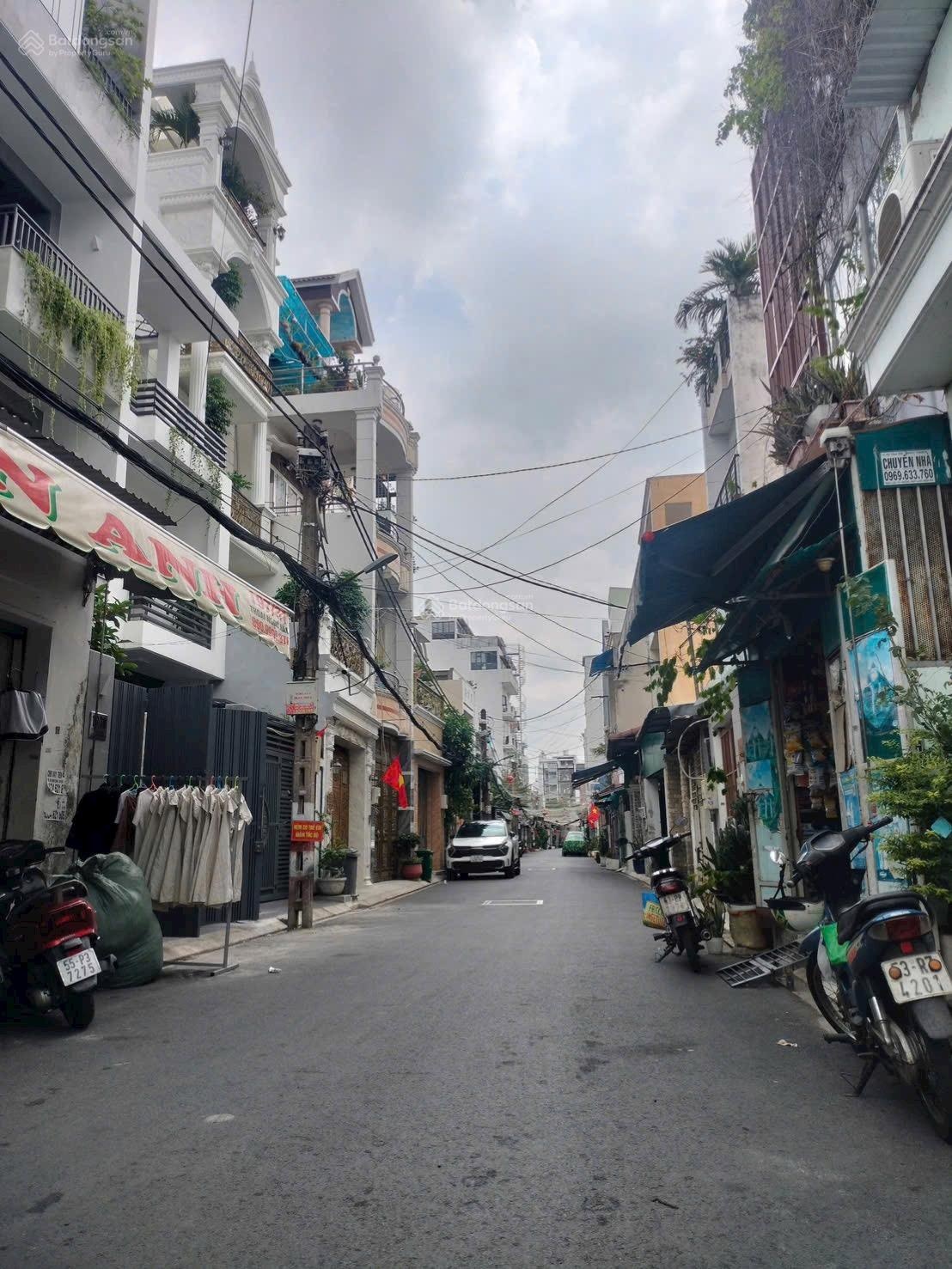 Bán nhà đường Thoại Ngọc Hầu - hẻm 6m thẳng tắp - Hẻm Xe Hơi - Q. Tân Phú 0978032096