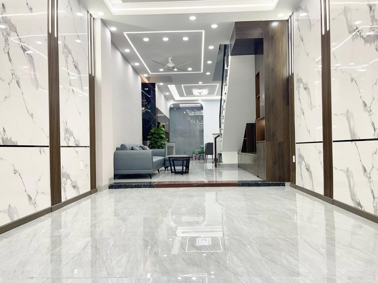 Chịu lỗ bán gấp nhà phố 72m2/2 tỷ 800 tại Nguyễn Văn Quá, Đông Hưng Thuận, Q12 sổ sạch, đường oto