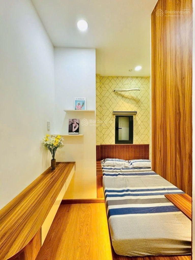 Bán Nhà Hoàng Hoa Thám 25m2 2 tầng - mới - nhỉnh 3,9ty