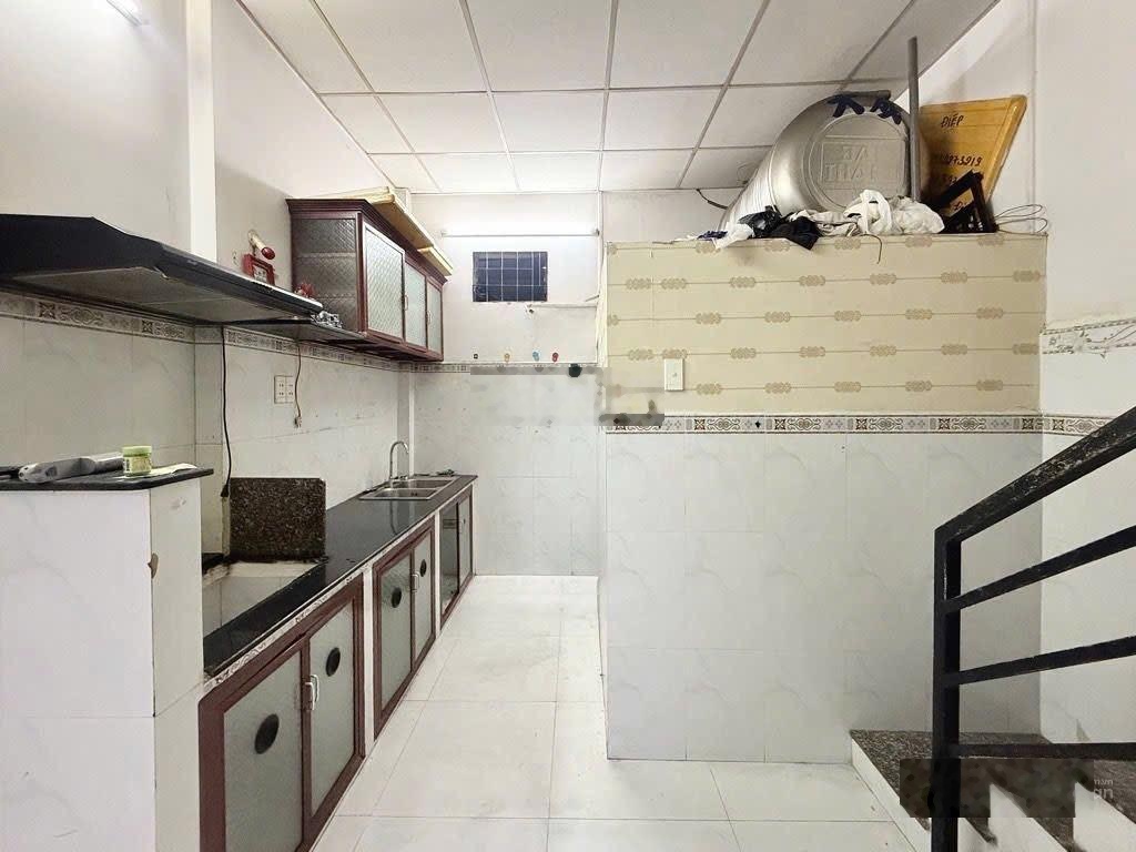 3 bước ra ĐH Văn Lang nhà Tăng Bạt Hổ Phường 11 - Bình Thạnh - 30m2 - 4tỷ700