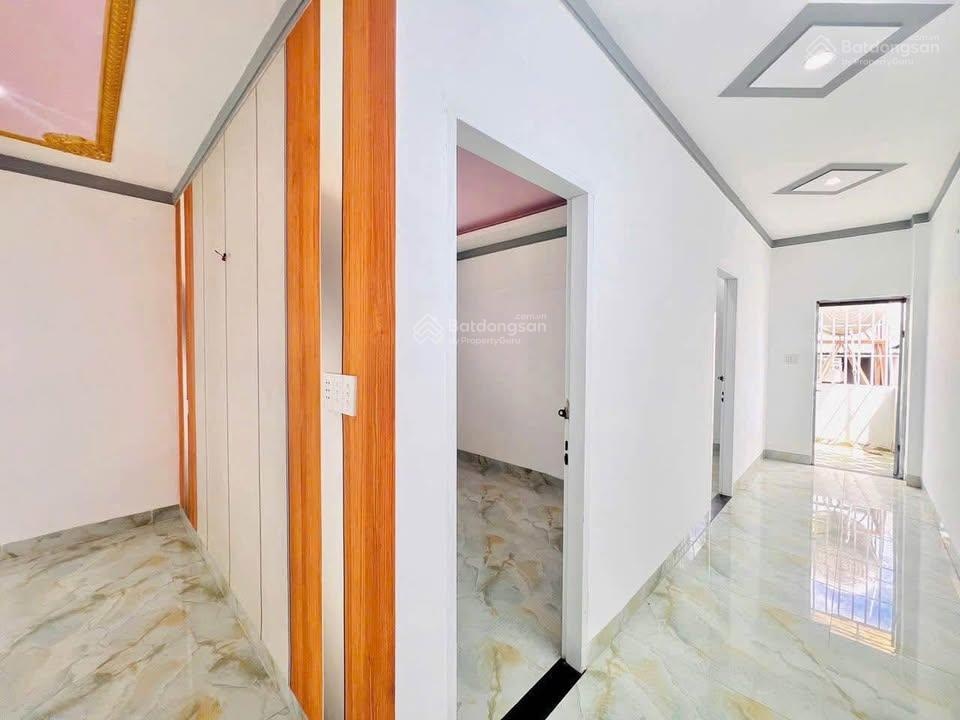 Nhà chính chủ giáp Tên Lửa - sổ hồng - nhà mới - giá 1 tỷ 8 TL