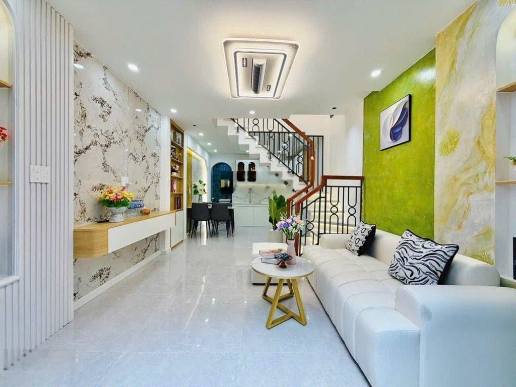 Bán nhà đường Lê Văn Thọ An Hội Tây Gò Vấp, dt30m2, hẻm xe hơi nhỉnh 4 tỷ