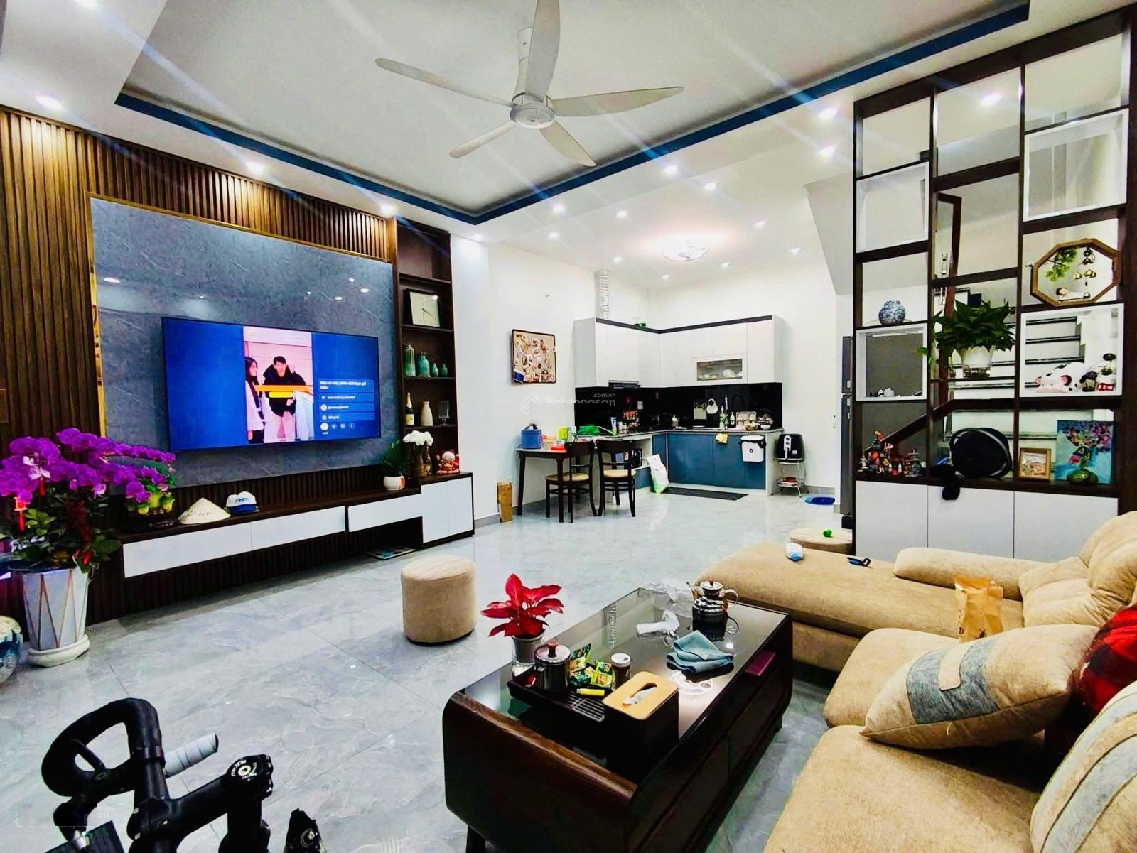 Nhà bình long, bhh bình tân, ngang 5.5m rộng rãi thoáng mát, giá 3 tỷ thương lượng