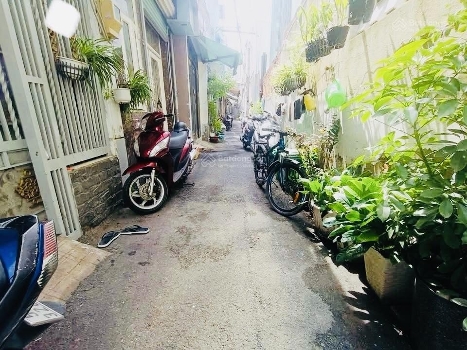 // Lê Văn Thọ p8GV 3,2x10 hẻm 3,5m lầu đúc 2pn2vs balcon giá 4t350 BL LH 0786555368 Hiệp land