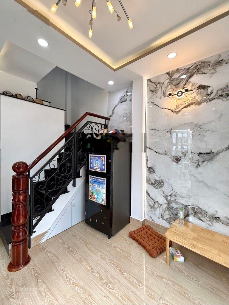 Chỉ 3.x tỷ - siêu mặt tiền kinh doanh Phú Nhuận - 3 tầng BTCT - 2PN 3WC mới đẹp ở ngay -không QH LG