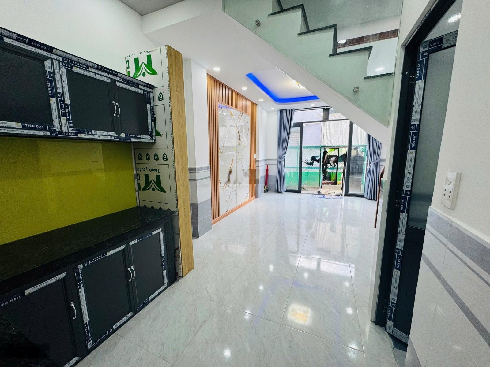 Bán nhà riêng đường TTH21 đoạn đang mở rộng 25m 1T, 1L 64m2, giá 1tỷ695 TL