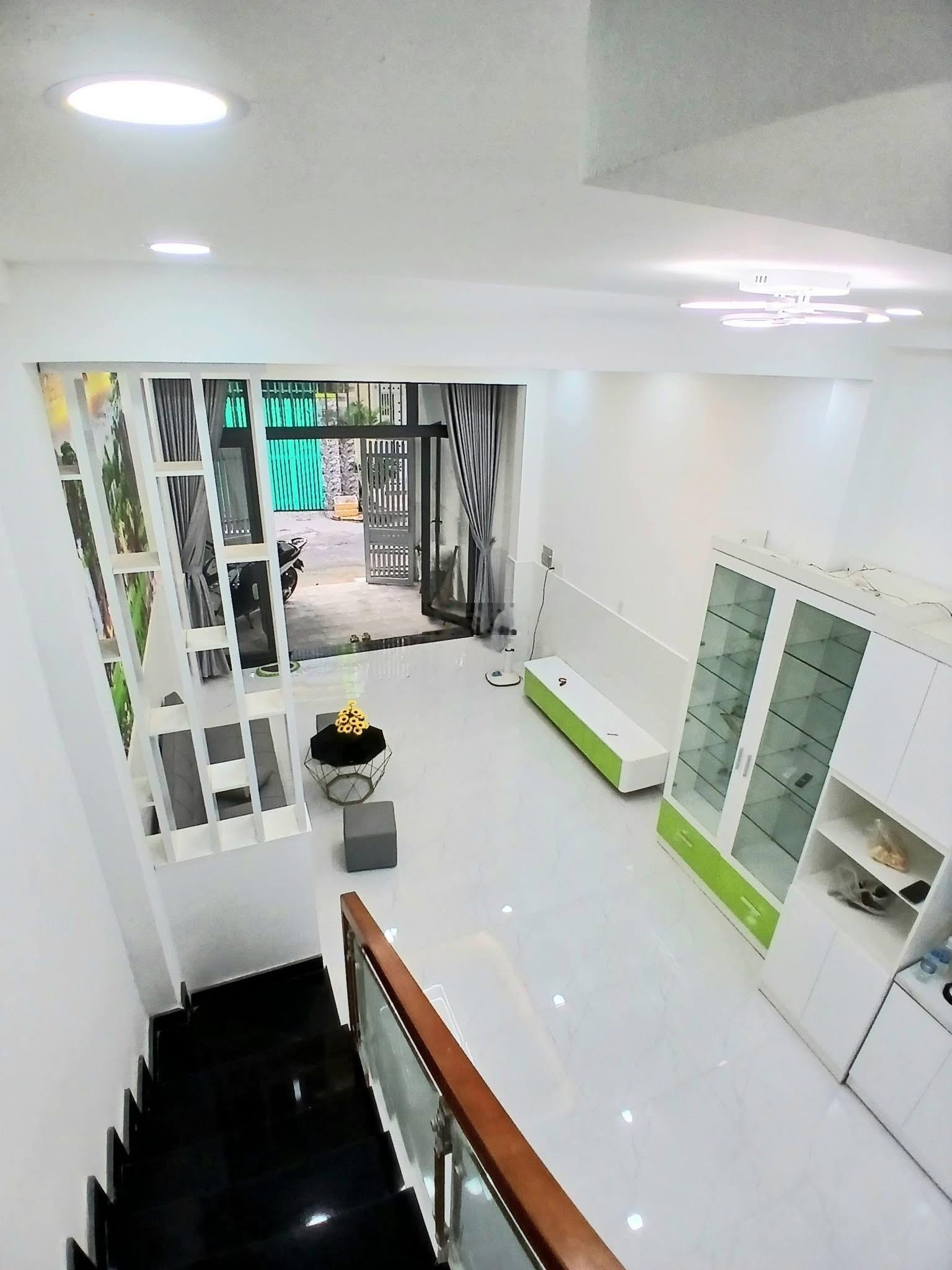 32m2 Ngay Phú Thọ Hoà, Tân Phú chỉ nhỉnh 4 tỷ, nhà 1 trệt 1 lầu 2 PN mới thuận tiện di chuyển