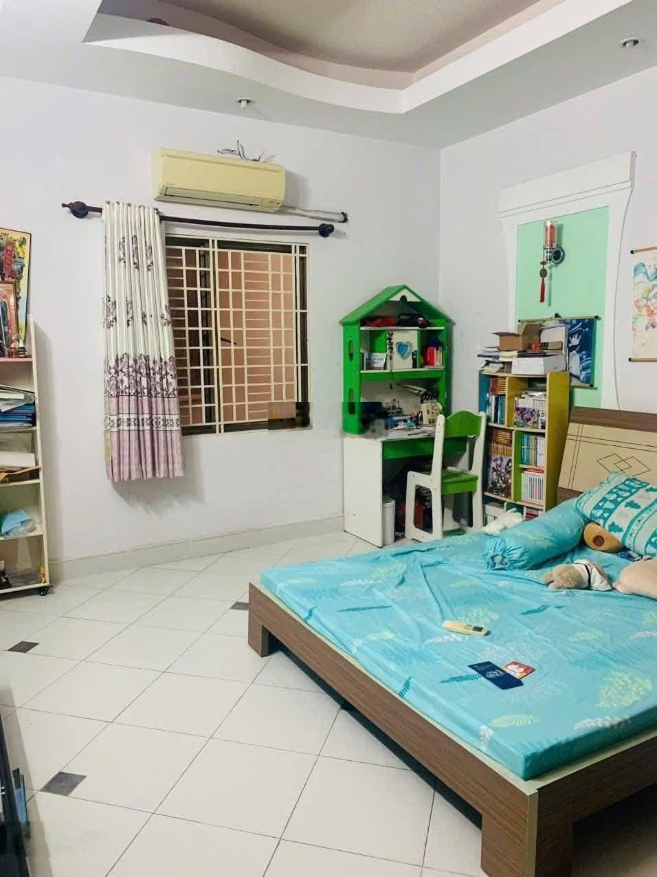 Bán gấp nhà MT Trần Đại Nghĩa Tân Tạo Bình Tân 90m2 giá 900 triệu, SHR