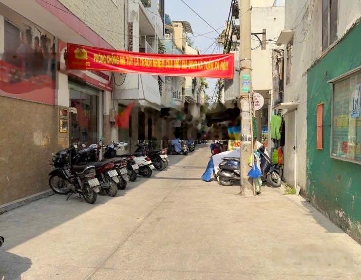 Nhà c3, hẻm 4m - Nguyễn Đình Chiểu - 20/22m2 - 2.9tỷ