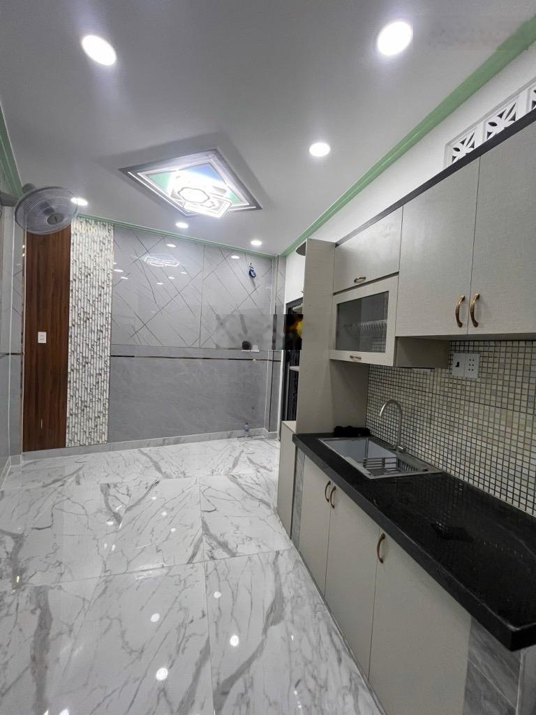 Chỉ 2 tỷ 270 - ngay Bà Hom, An Dương Vương - Q6 - nhà mới đẹp 3 tầng ở ngay