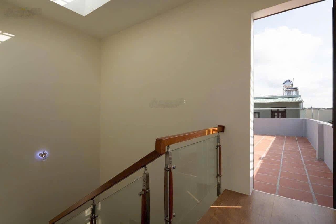 Chủ cần tiền bán gấp nhà MT Mã Lò 5x23m 1 trệt 1 lầu giá 1.15 tỉ ngay Bệnh Viện Bình Tân