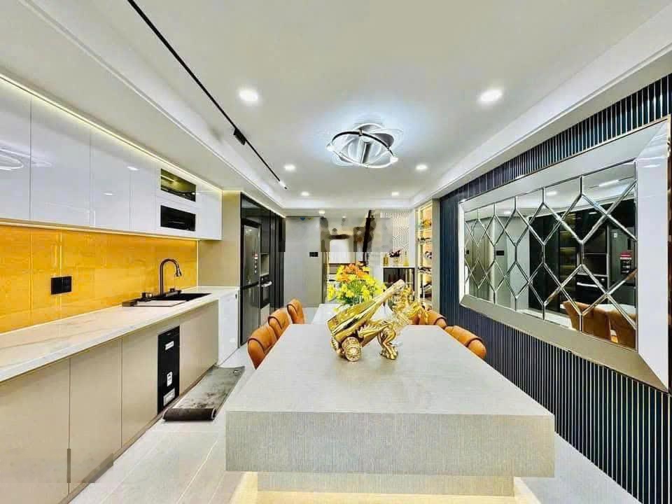 Chính chủ bán nhà siêu mới đường nguyễn kim, p.chợ lớn, q.5, 97m2, 2 tỷ 2, hđ thuê 20tr/th.