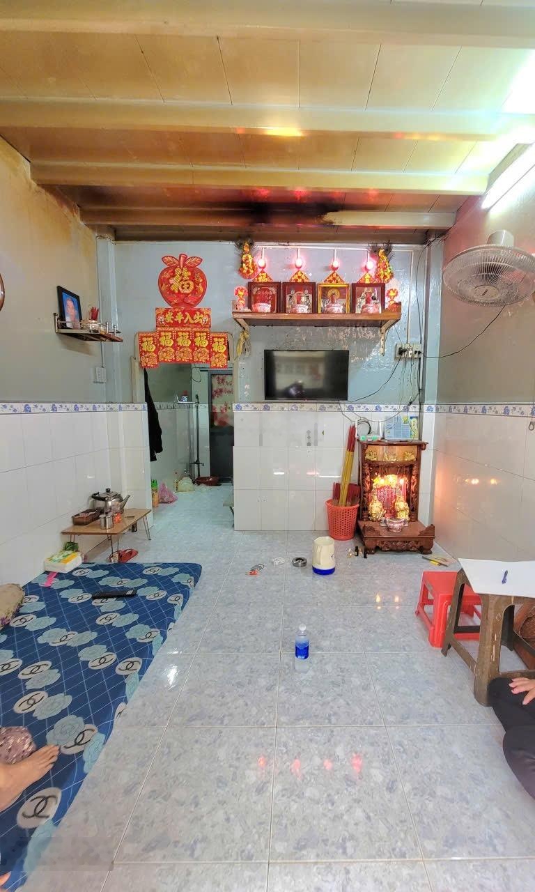 Chính Chủ Bán Nhà Tôn Thất Hiệp Q11 - 2tầng - 3.3 x 9 - Hẻm 3Gác - Sổ Riêng - 3tỷ hơn