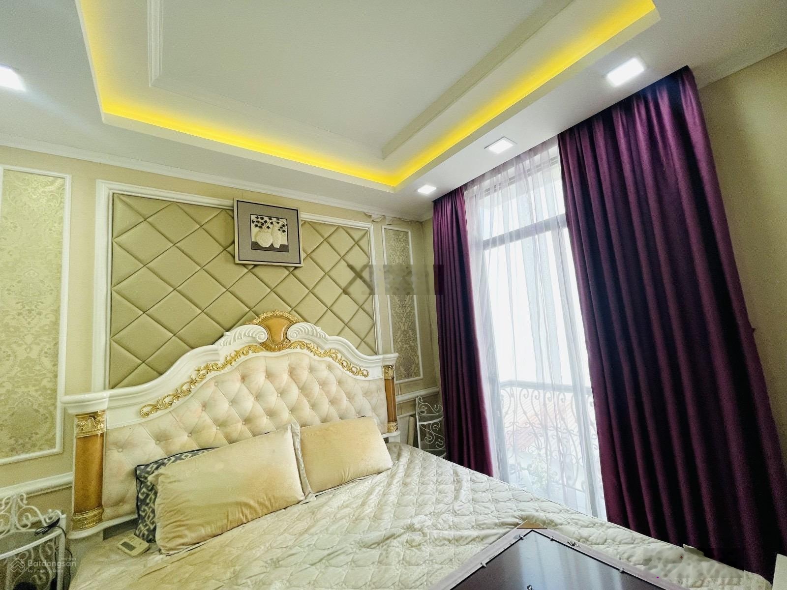 HXH Cách Mạng Tháng 8 Quận 10 - 5 tầng btct chủ tâm huyết xây ở tặng lại hết nội thất đẹp - 8,5 tl