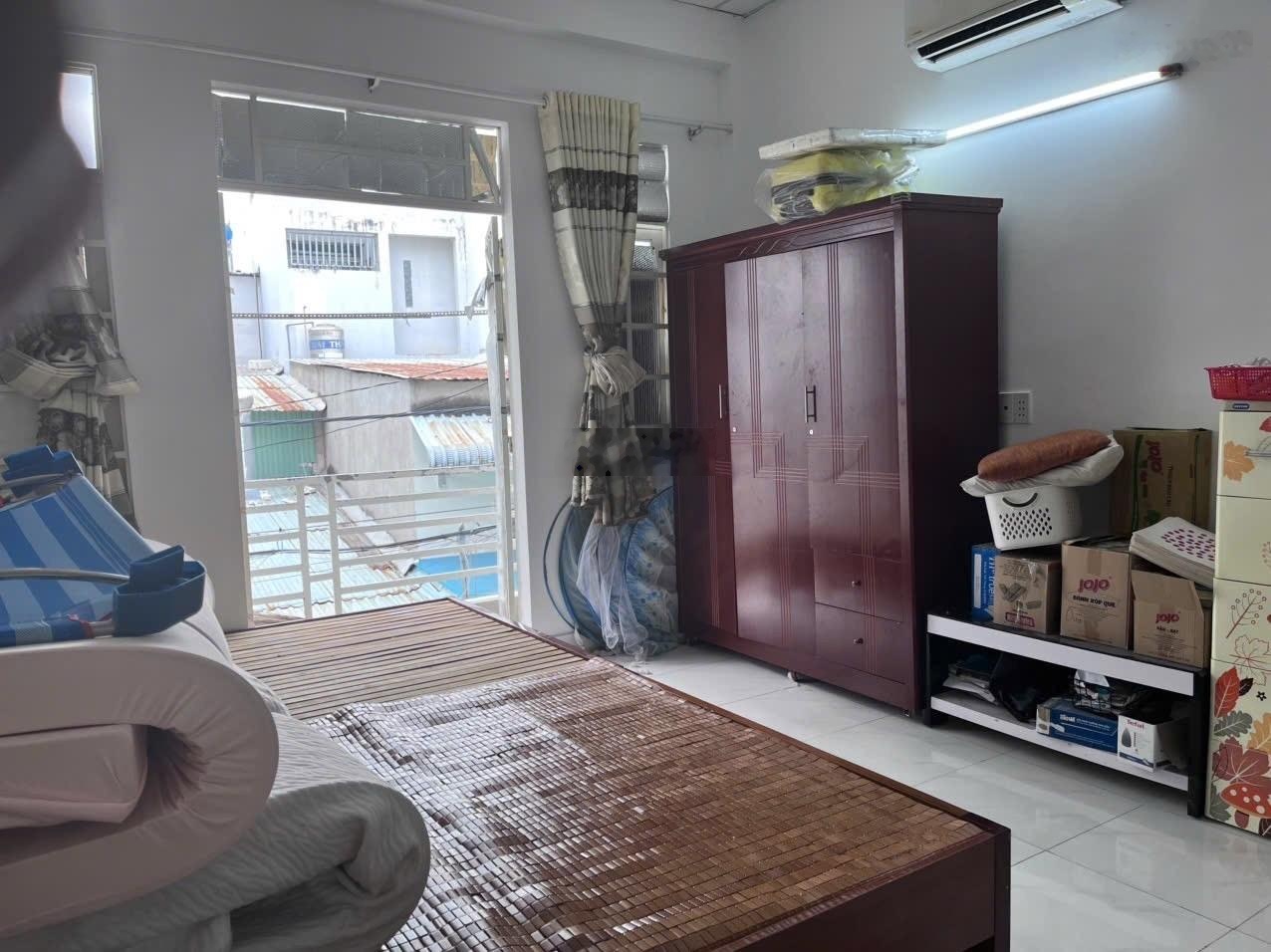 Nhà tân phú hẻm 3 gác - kế chợ tân hương - 2 tầng - 36m2 (4x9) - chỉ 4.45 tỷ