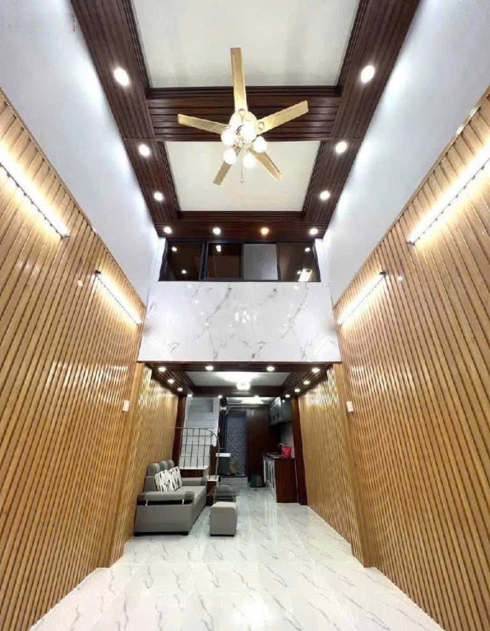 NHÀ ĐẸP HẺM XE HƠI GIÁ TỐT Q11 khu người Hoa Xóm Đất P8 Quận 11