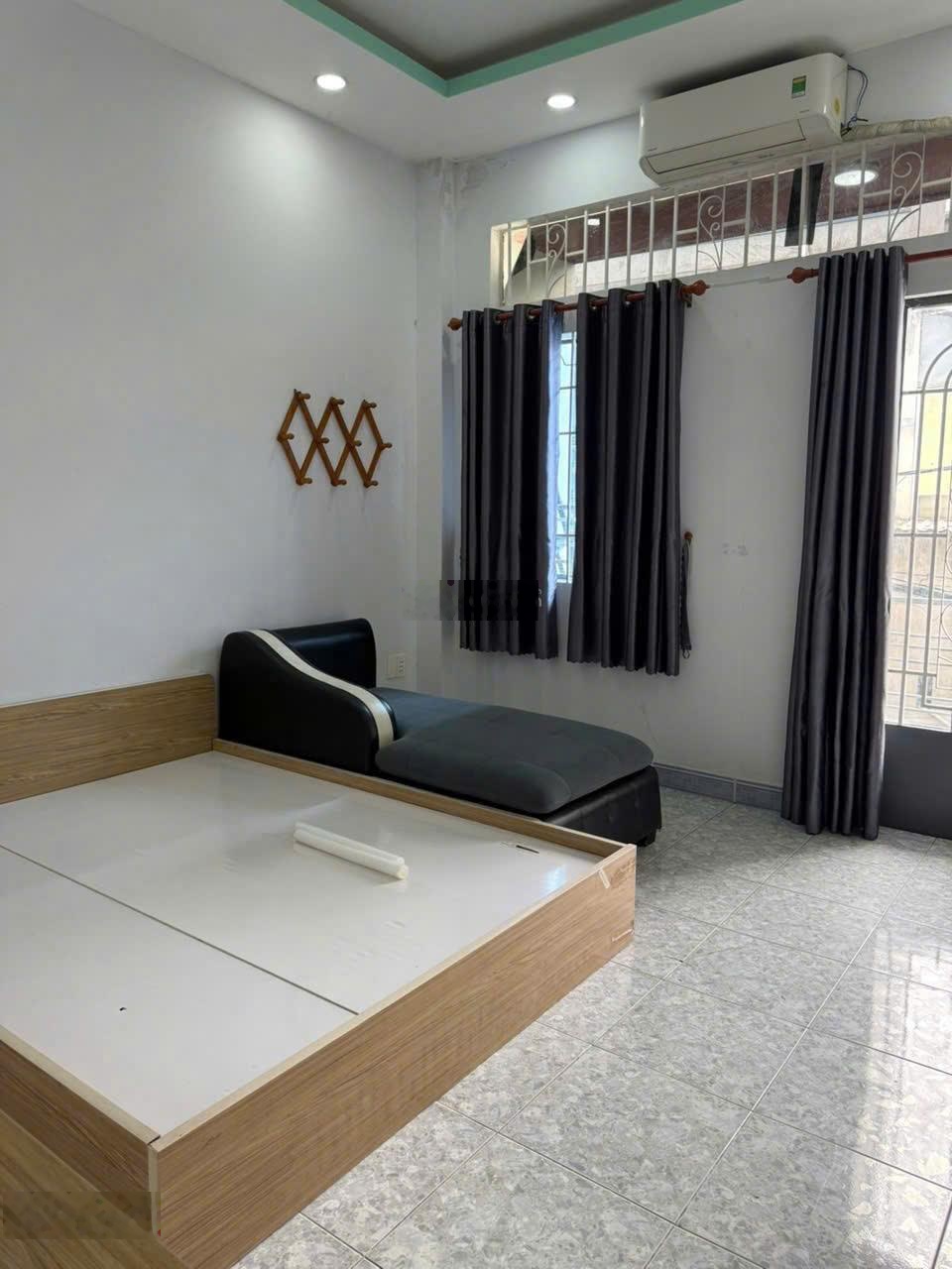 Hẻm Bờ Bao Tân Thắng sát AEON 4x10 - 1ầu giá 4.2 tỷ