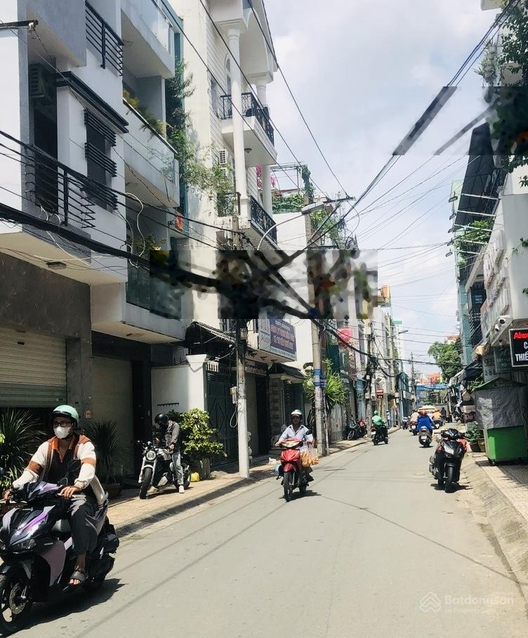 Hơn 4 tỷ- 5 tầng btct 3pn-hẻm xe hơi -khu bàu cát- tân bình