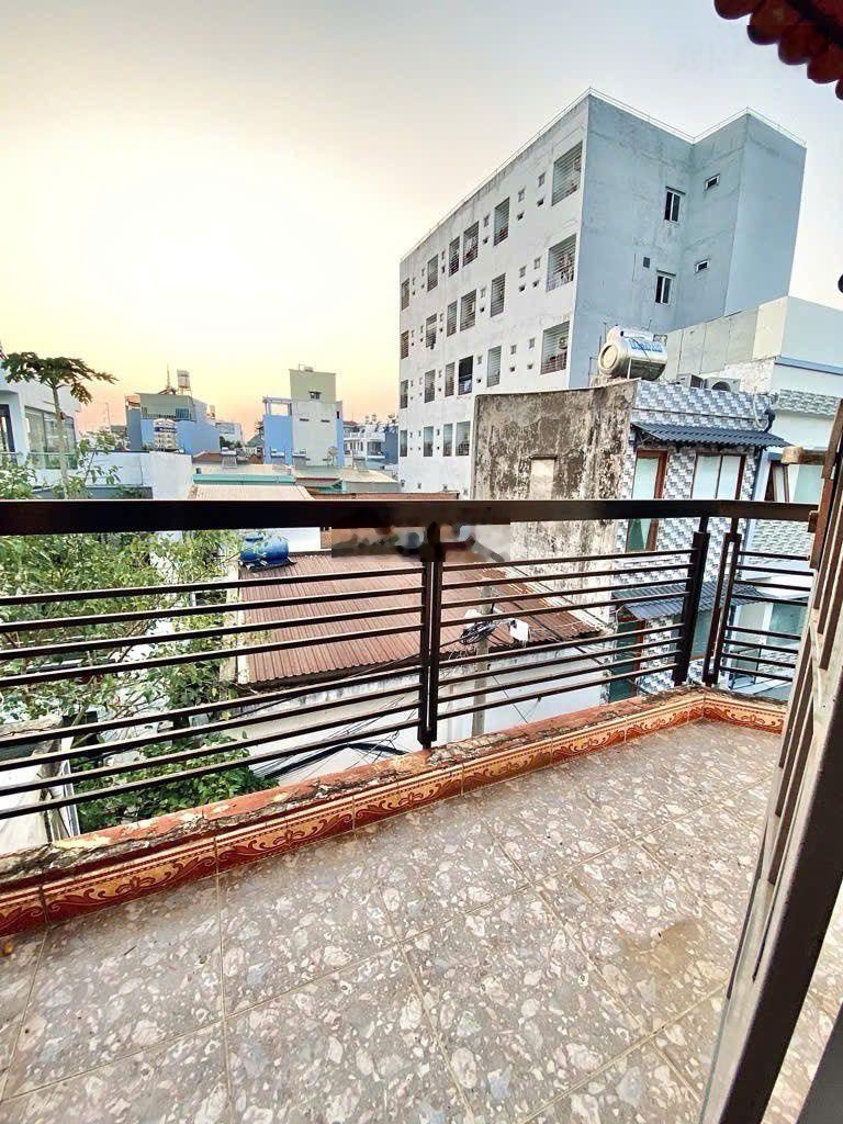 Bán NR 4PN, 3WC, giá cực chất 5,3 tỷ,1 trệt 2 lầu,36m2 tại Trần Văn Quang, Tân Bình, HCM