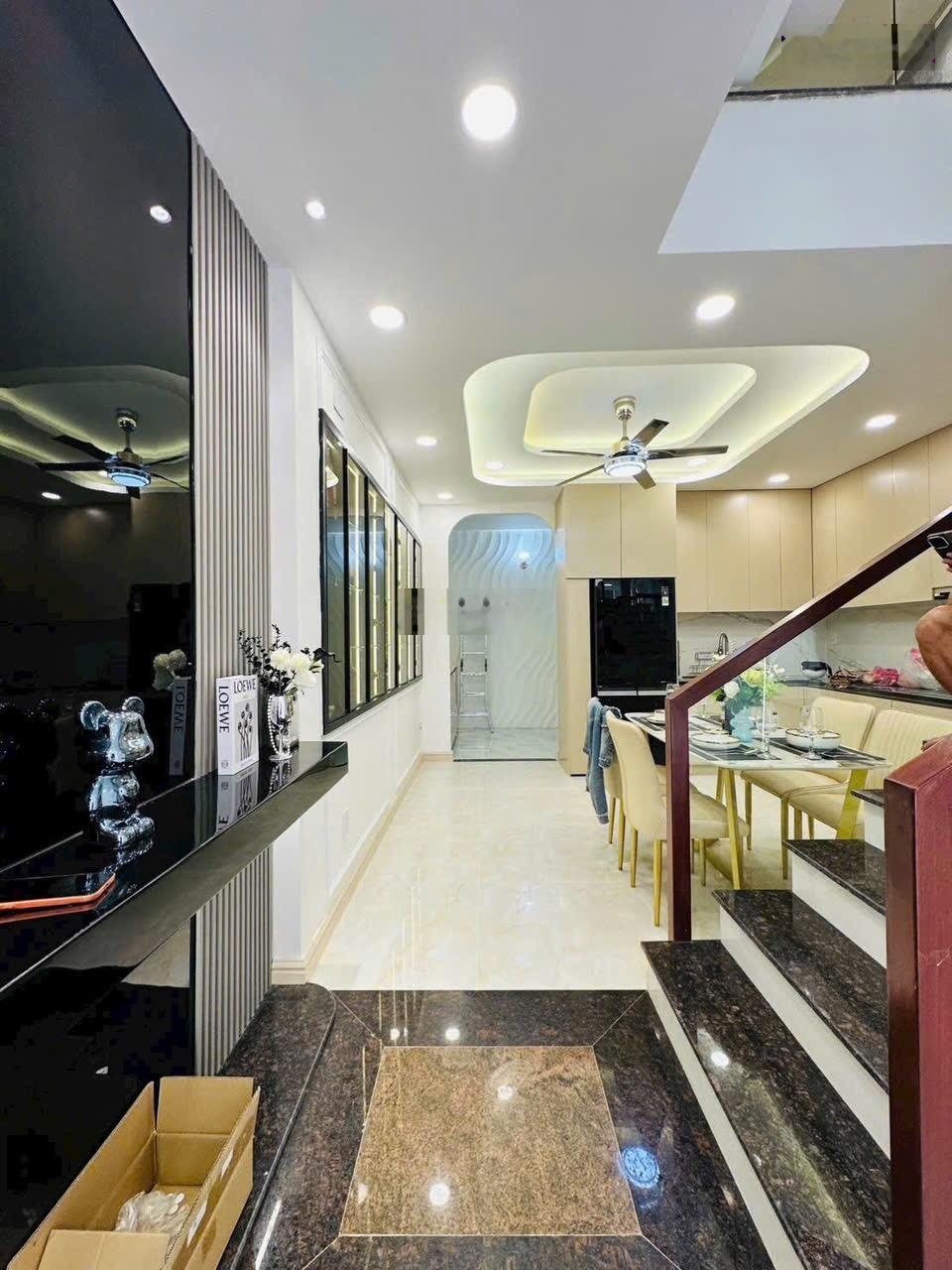 [4Tỷ8]Nhà mới 1 Trệt 2 Lầu đường Phạm Văn Bạch, sẵn HĐ Thuê 18 triệu. Nằm gần Làng trẻ em SOS, SHR.