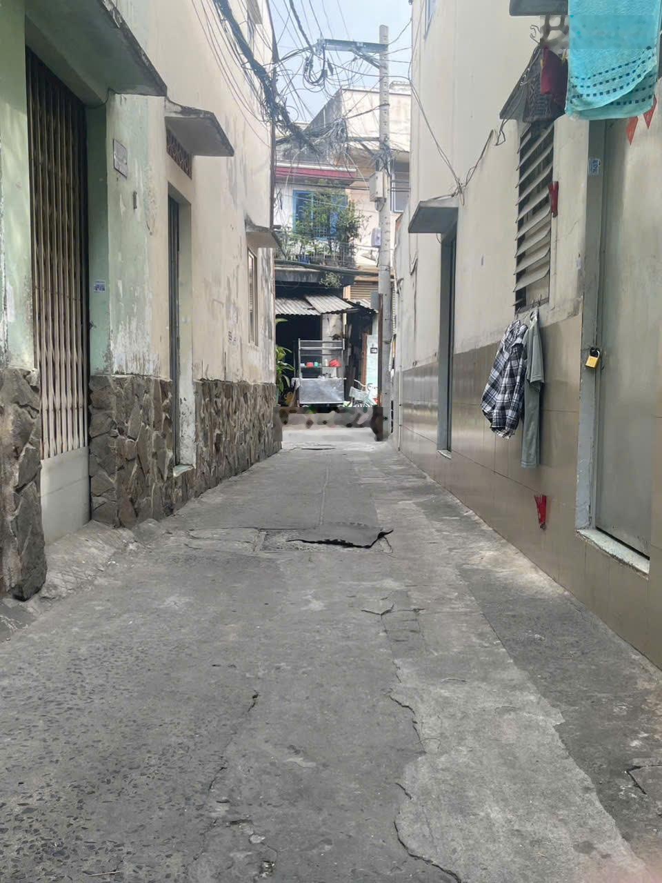 Bán nhà 2 tầng Trần Văn Quang hẻm 3m Khu dân trí - sổ hồng riêng - Giá 980Tr.