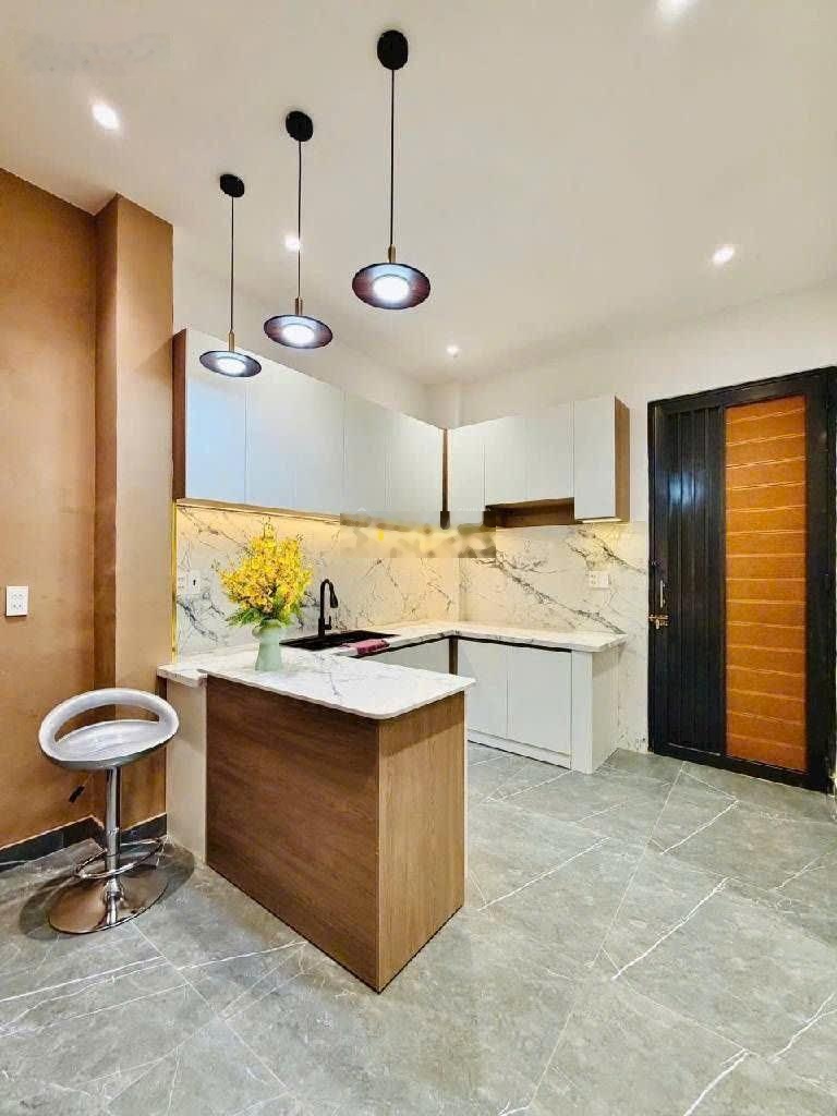 Siêu phẩm gò vấp - dài 10m cực hiếm(nở hậu)- giá chỉ 3ty4