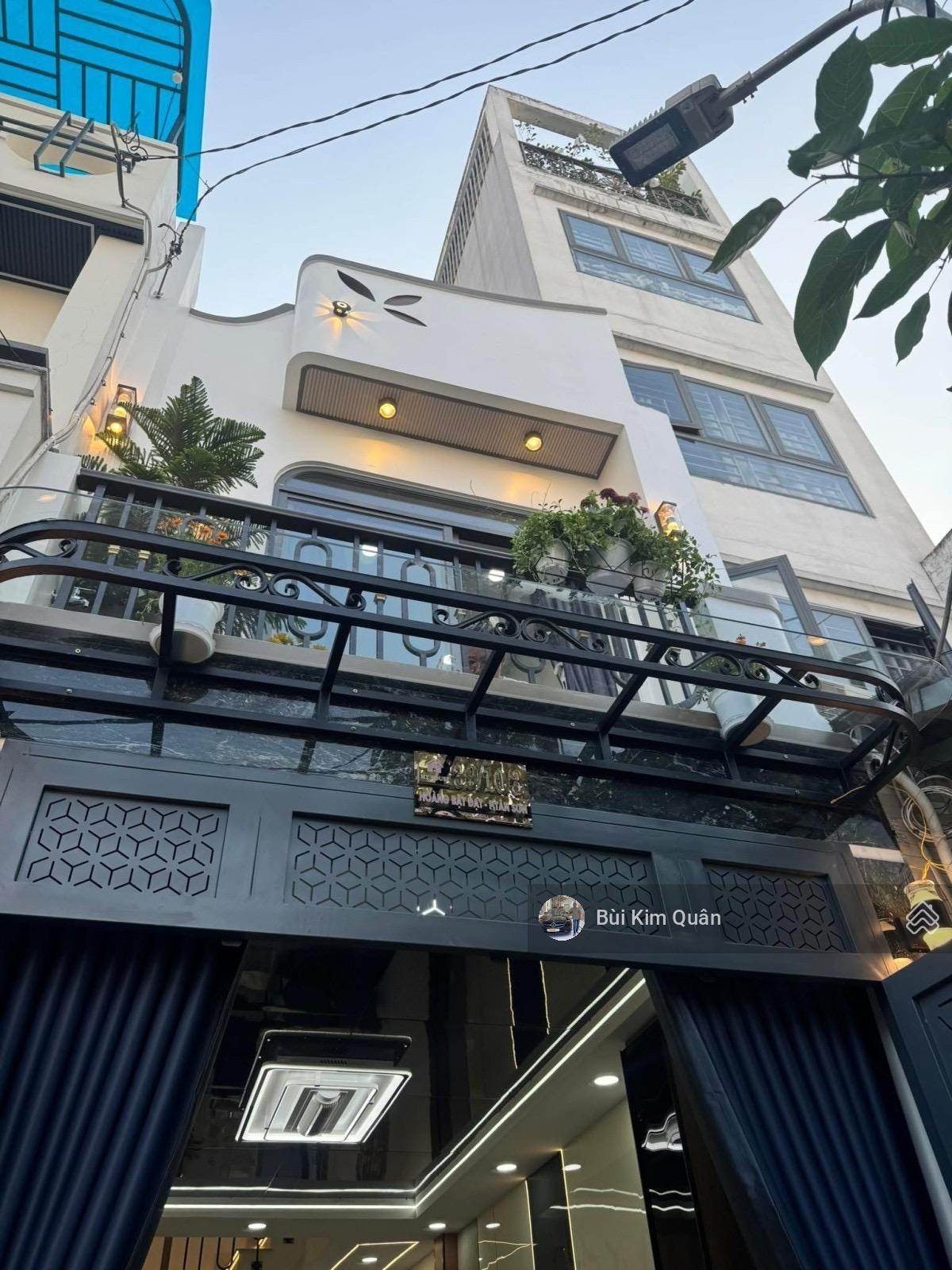 Siêu phẩm mới 5.45 tỷ Hoàng Bật Đạt, P. 15, Tân Bình DT 38m2 (3.1x12.3) 2 tầng, 3pn