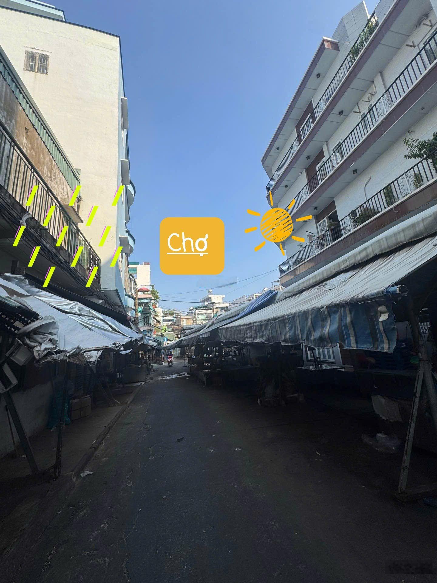 Nhà ngay chợ Trần Văn Quang quận Tân Bình cũ 28.11m2 chỉ 4.3 tỷ