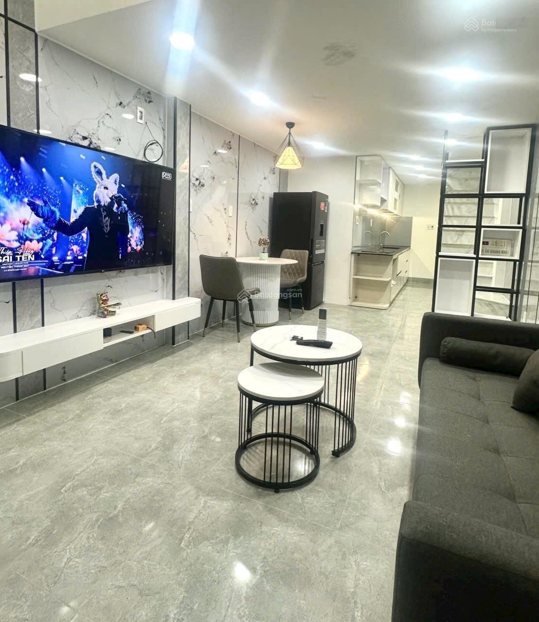 Bán nhà trệt lửng - 2 phòng 3wc ngay trung tâm quận 1