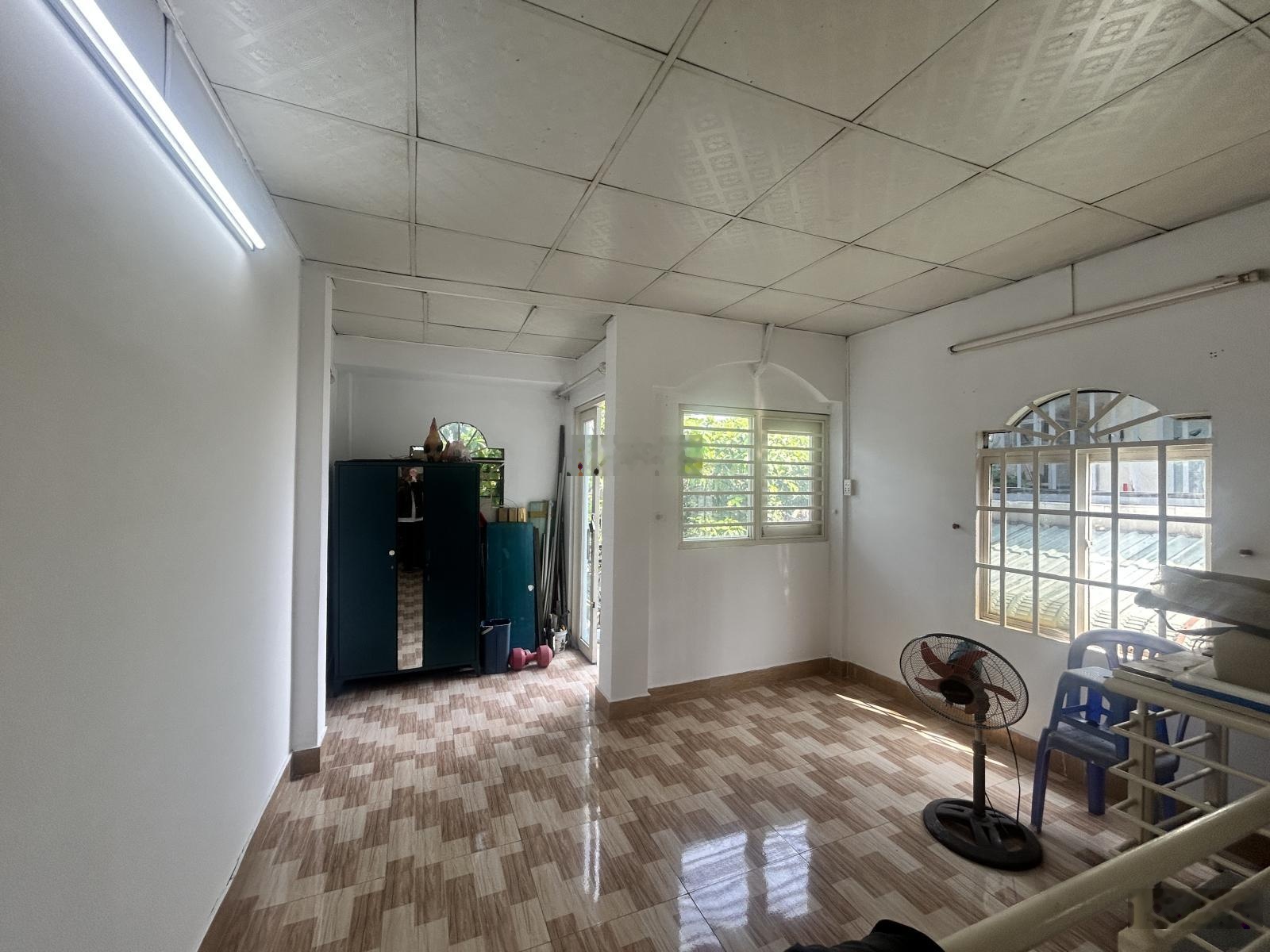 Nhà Tân Thới Hiệp 20- DT: 64m2- 2 tầng mới đẹp, 2PN, 2WC- giá ưu đãi 6 triệu/tháng