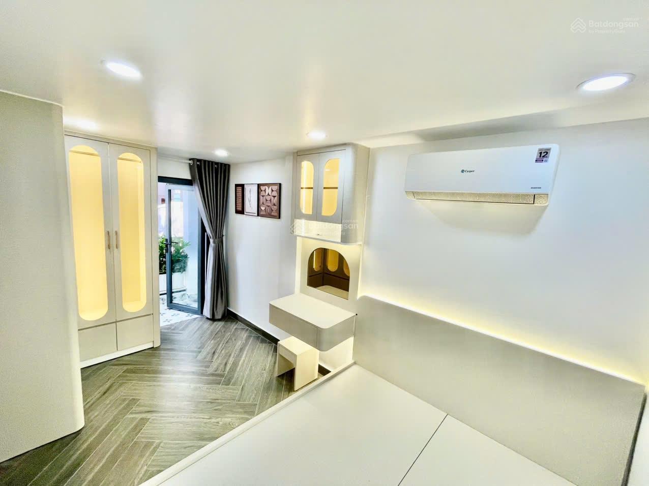 Bán nhà sổ riêng. Hẻm 39 Lưu Trọng Lư. 1 trệt + 1 lầu. 2PN + 2WC. Giá 3,990 tỷ. LH 0901311178