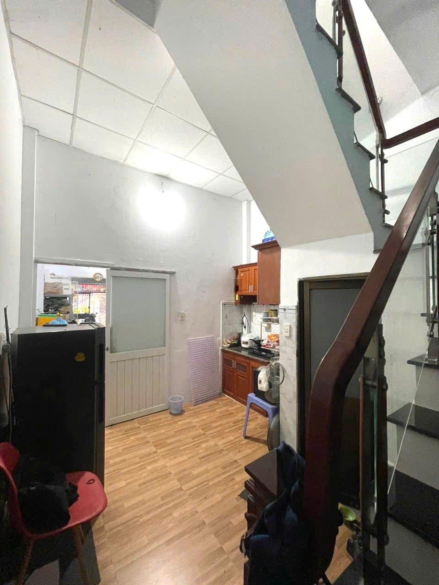 Hẻm 6m phường 15 tân bình 45m, 2 tầng chỉ nhỉnh 5 tỉ, nhanh mới kịp