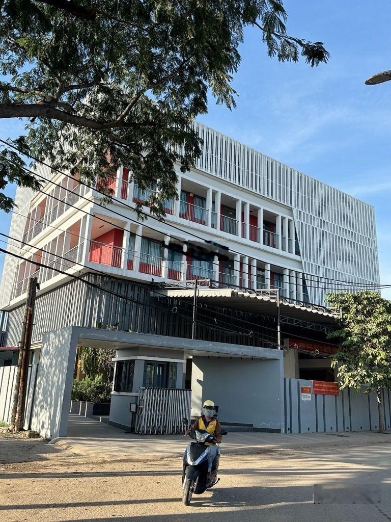 Nhà shr thống nhất gò vấp 2 lầu 44m hẻm 6m ô tô vào nhà