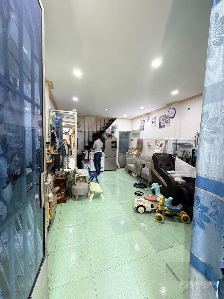 [q7] trần xuân soạn - tân hưng - dt 30m - shr hc