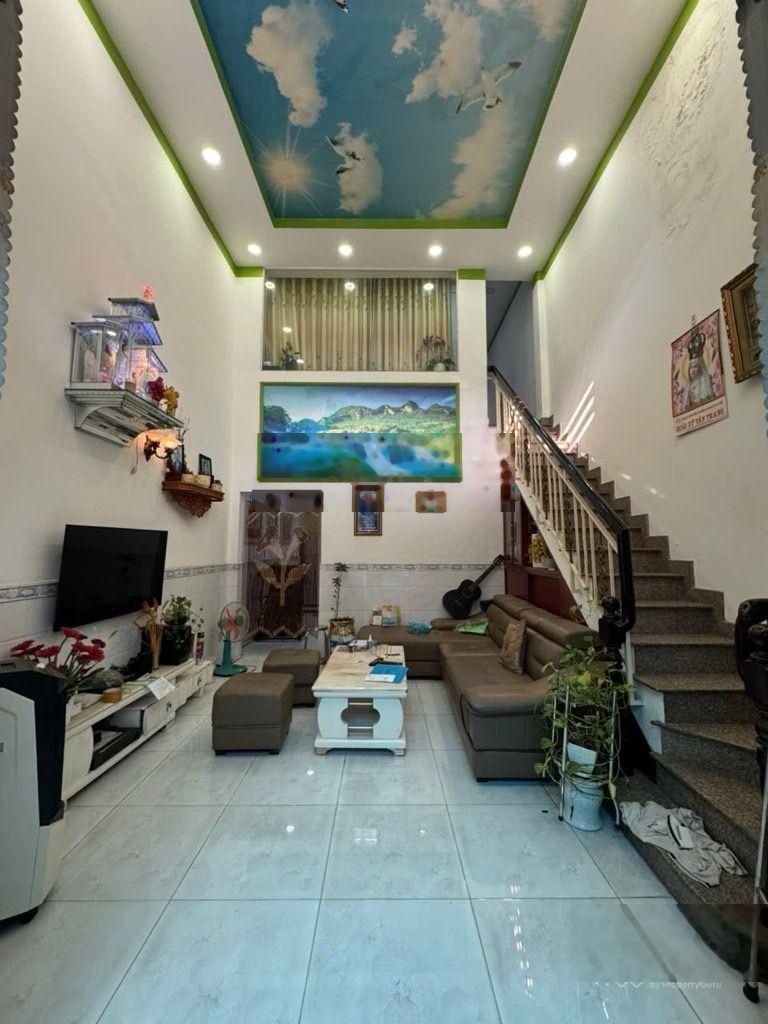 Băn nhà 2 tầng,hẻm xe hơi thông Lạc Long Quân, gần Bảy Hiền, Tân Bình,diện tích 58 m2,giá hơn 5tỷ